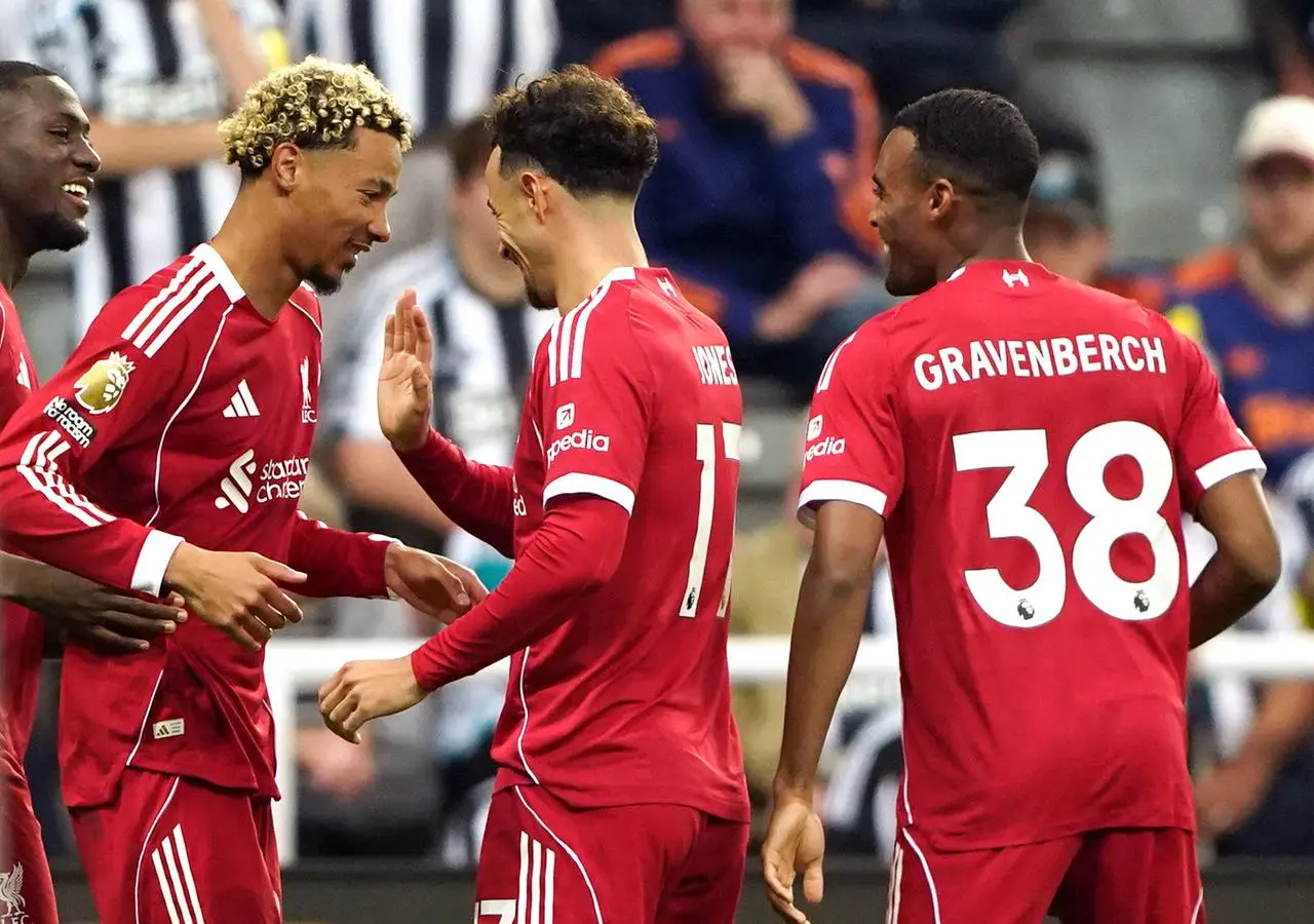 Hugo Ekitike celebrating