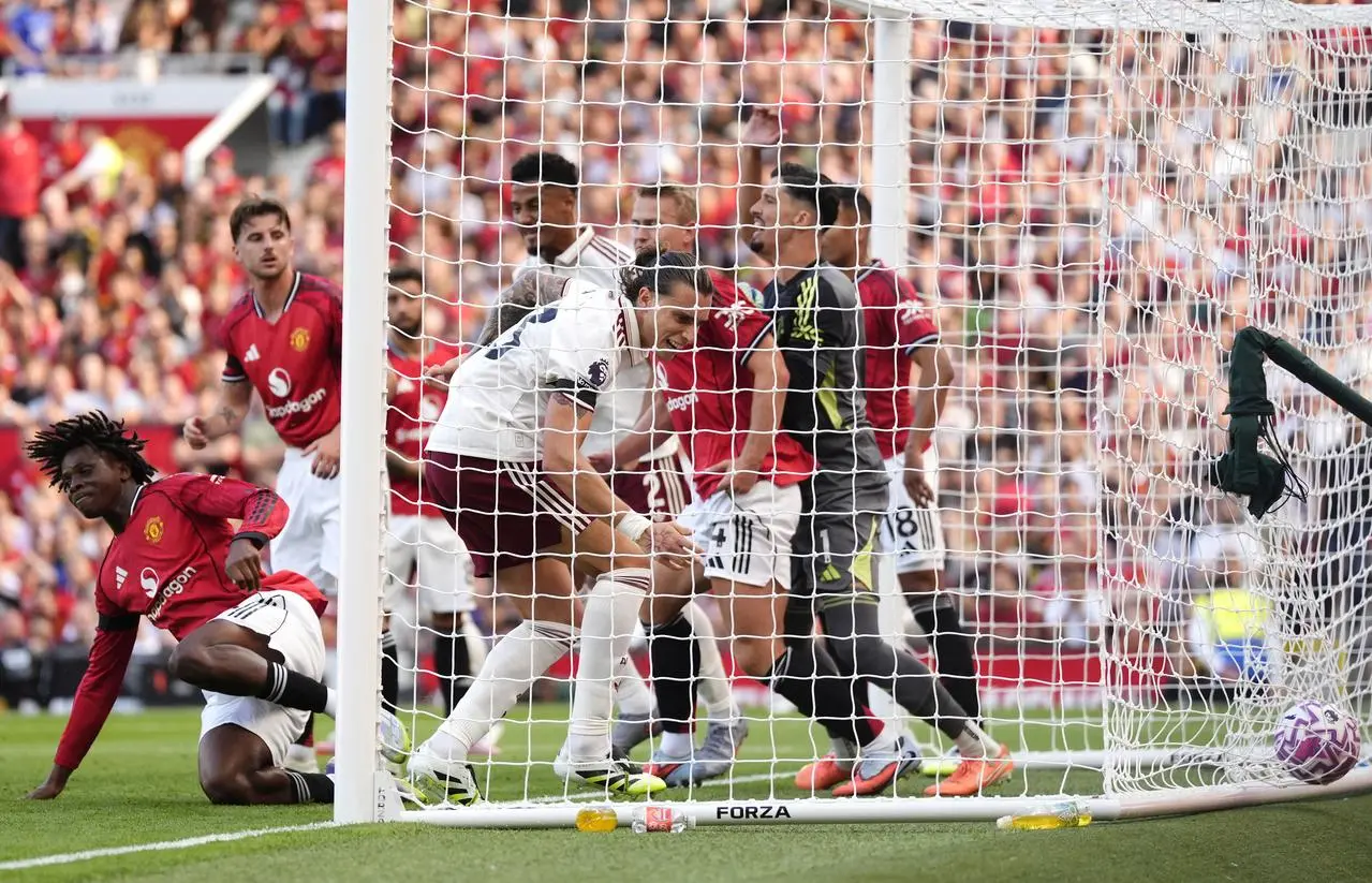 Manchester United v Arsenal – Premier League – Old Trafford