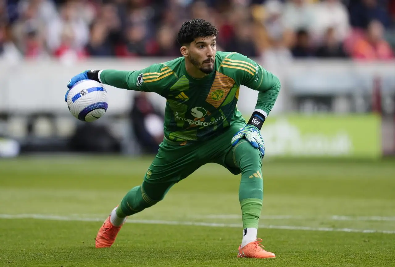 Altay Bayindir's blunder against Arsenal proved costly