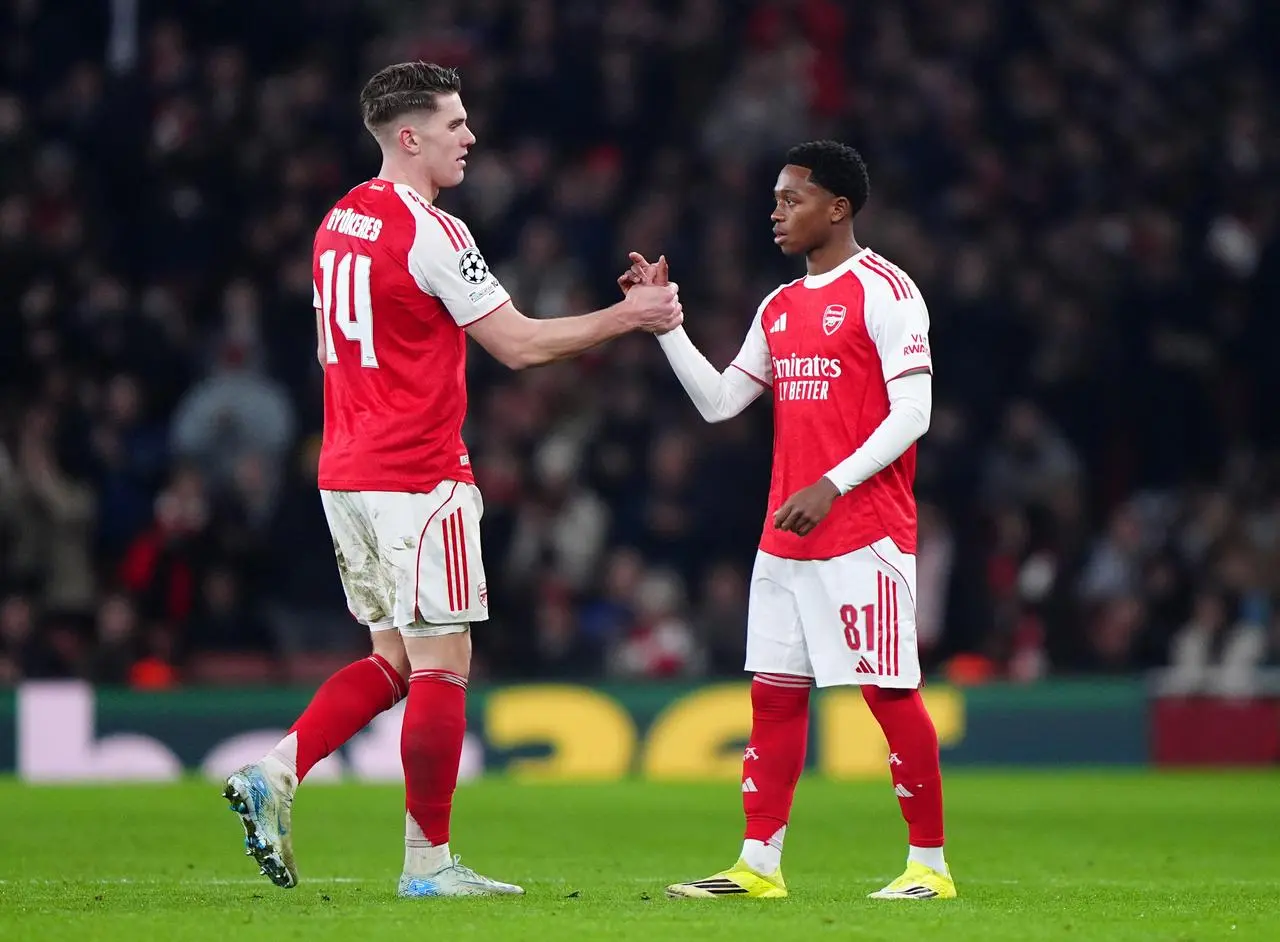 Arsenal’s Viktor Gyokeres (left) shakes hands with substitute Brando Bailey-Joseph