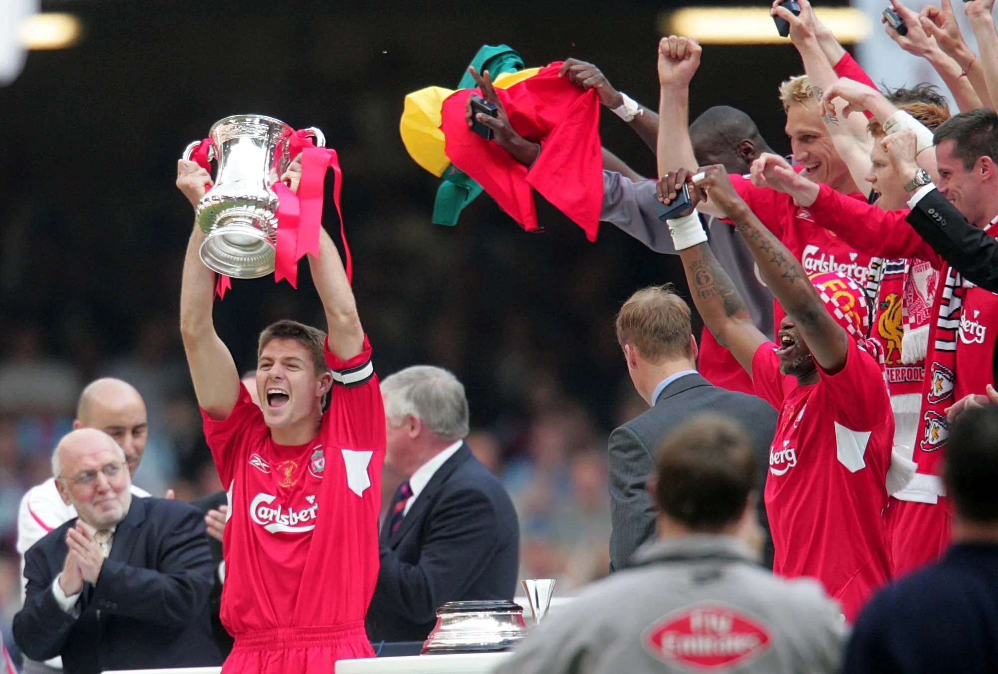 Steven Gerrard lifts the FA Cup after beating West Ham in 2006