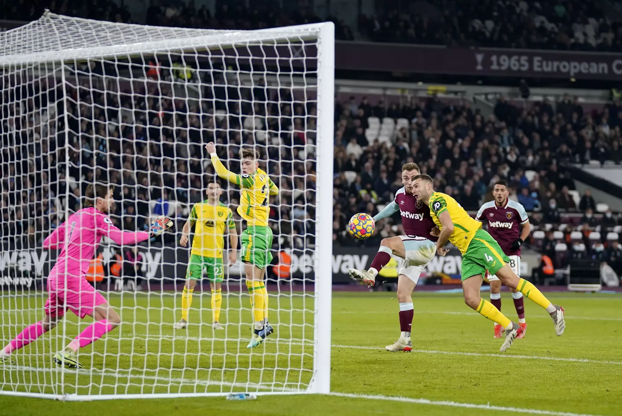 Jarrod Bowen scores the opening goal for West Ham against Norwich