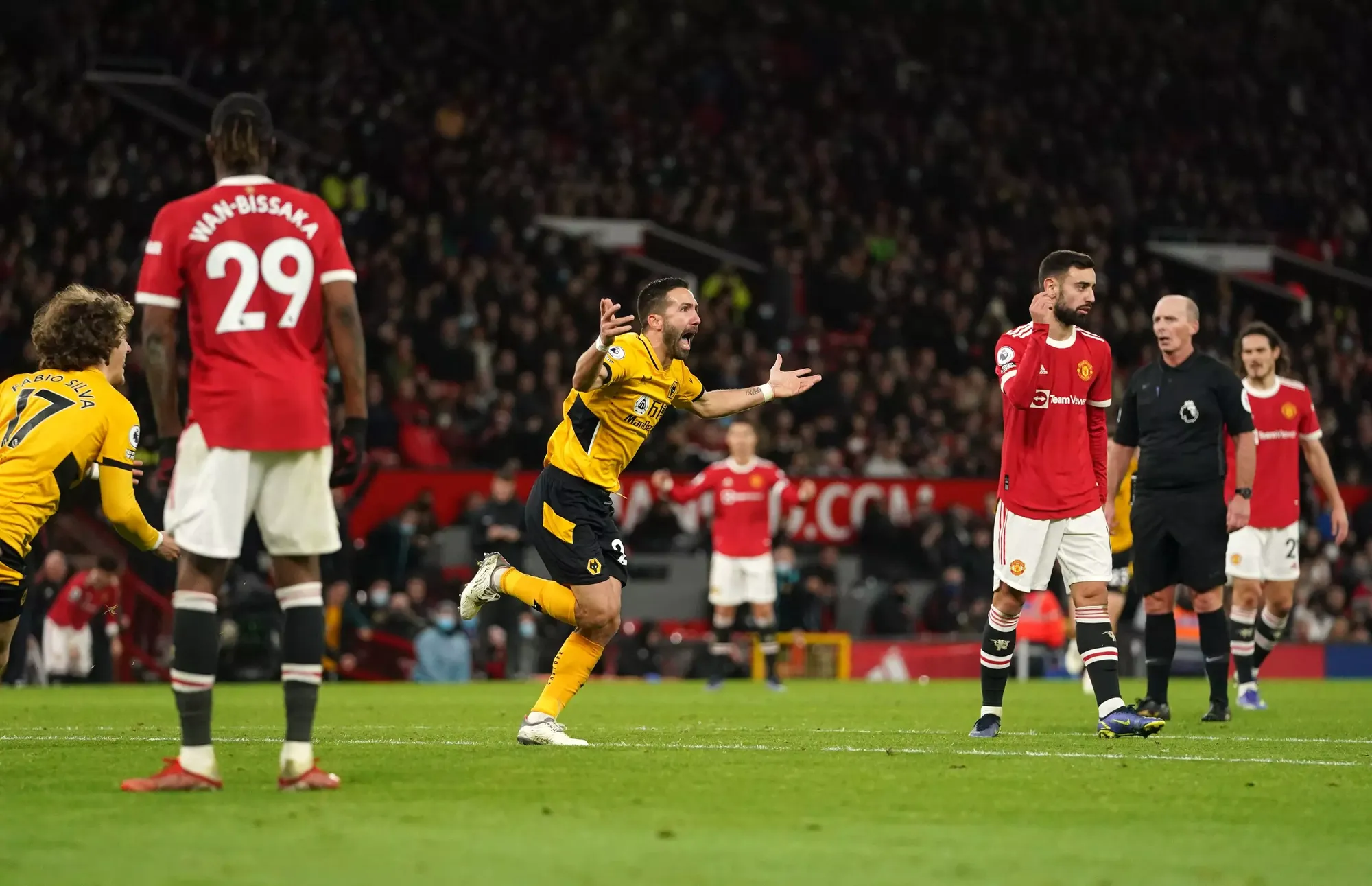 Moutinho fired Wolves to a 1-0 win at Old Trafford