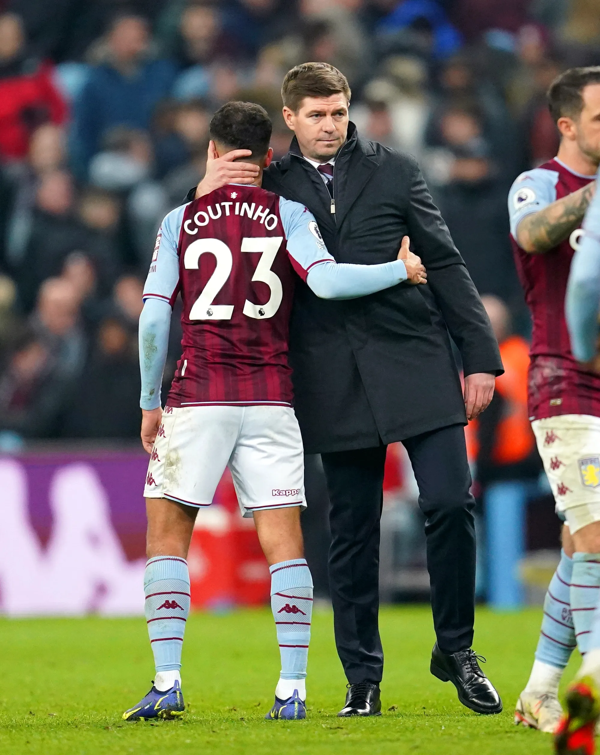 Philippe Coutinho and Steven Gerrard embrace at the final whistle