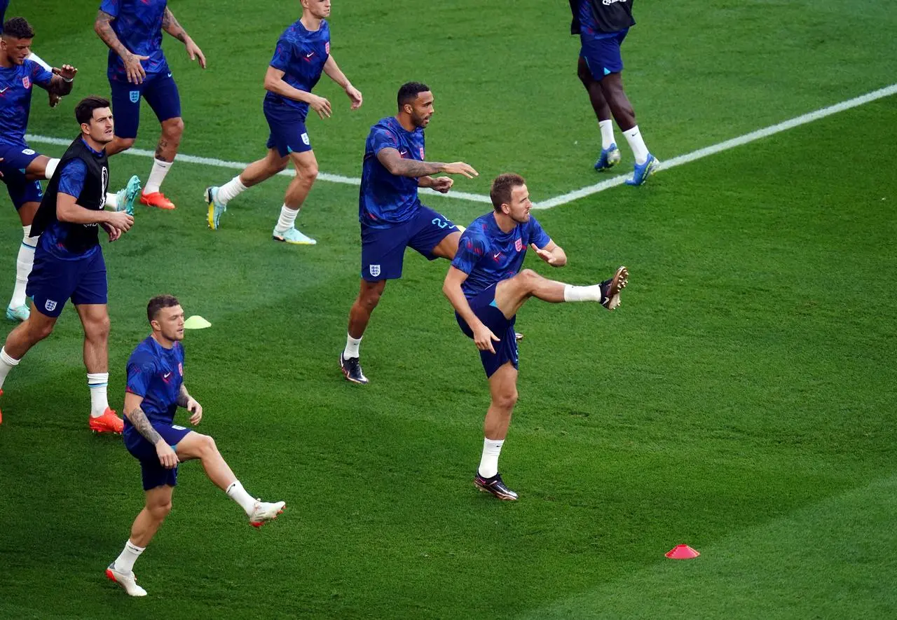 England captain Harry Kane leads warm-up