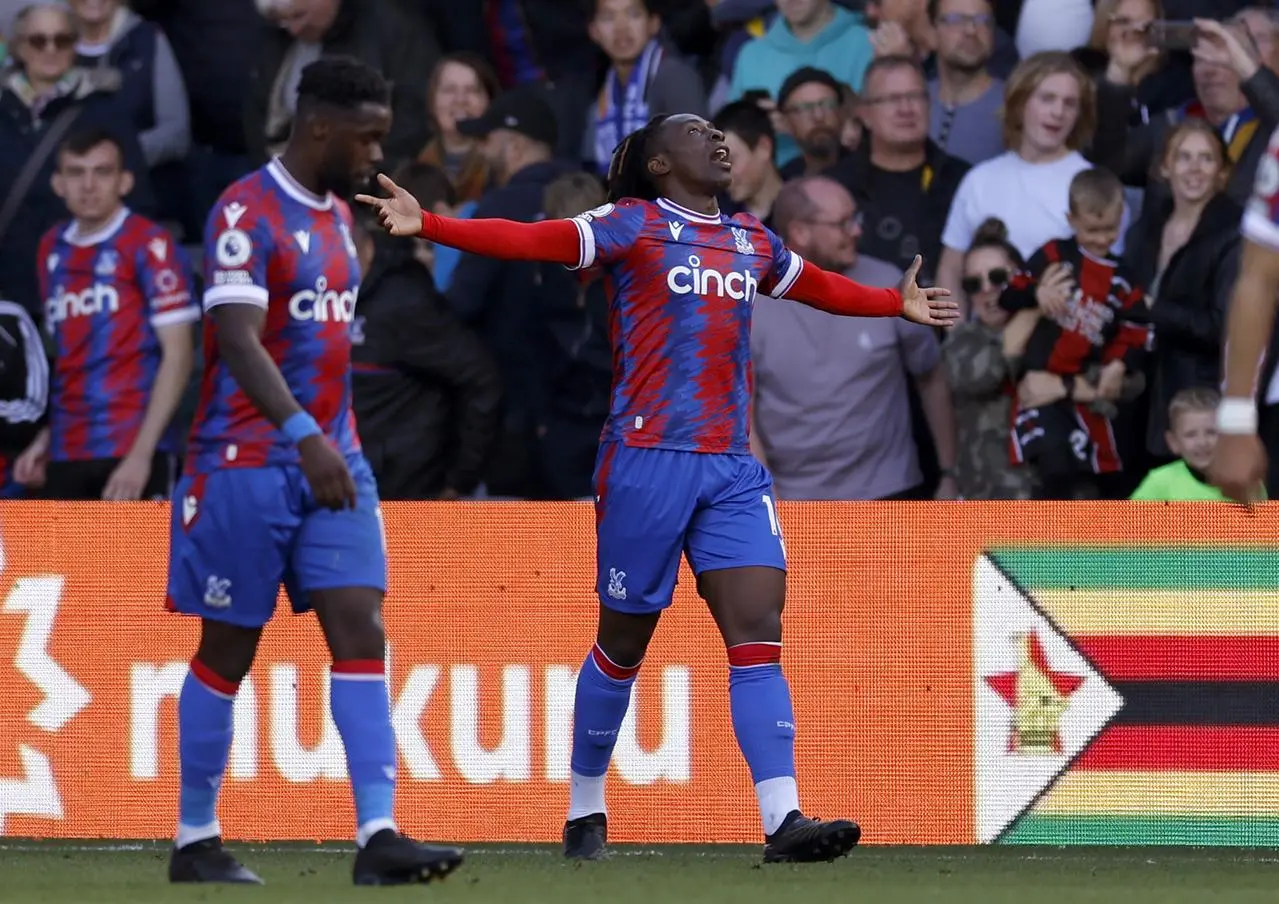 Crystal Palace's Eze scores at Selhurst Park