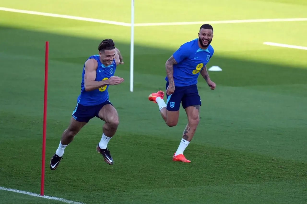 Kyle Walker, right, is pushing for his first start of the tournament 