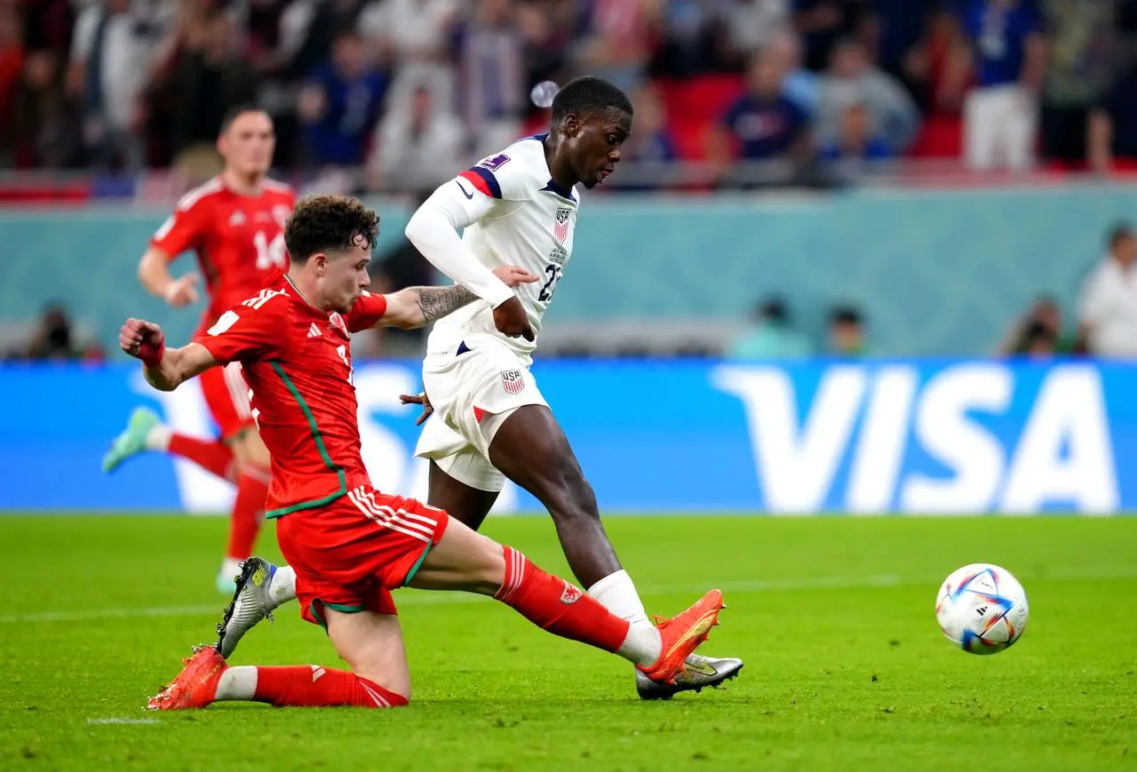 USA’s Timothy Weah scores