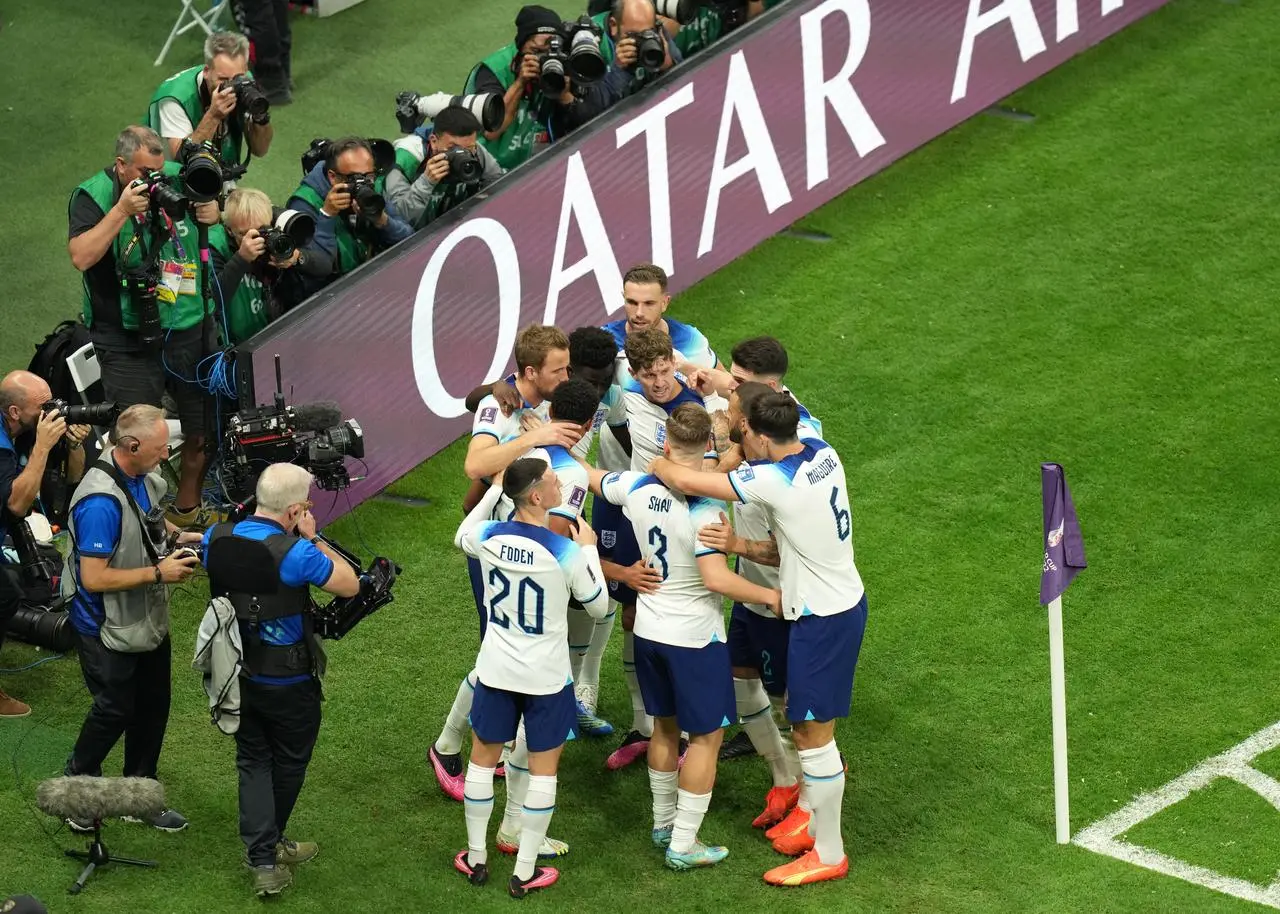 England celebrate Harry Kane's equaliser