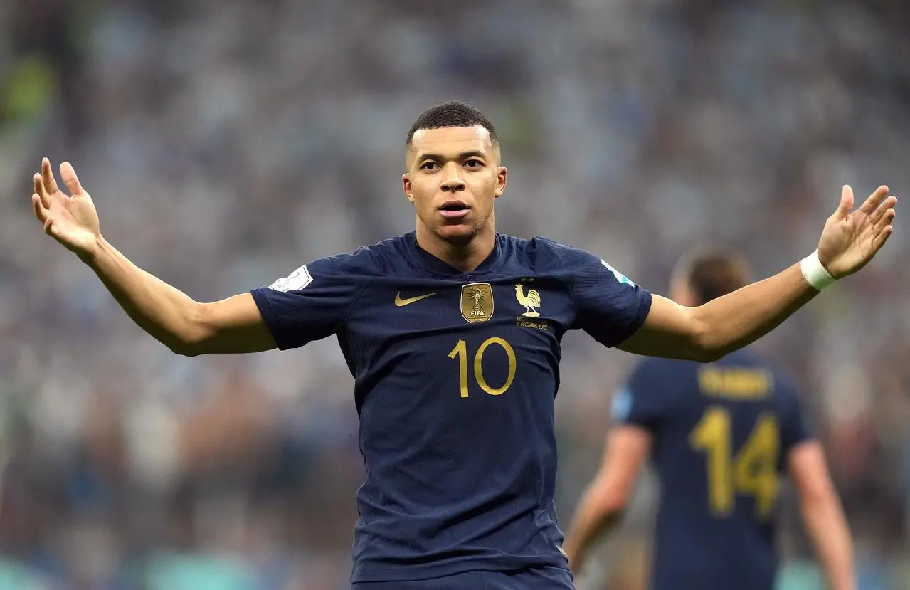 Mbappe accepted the adulation from France's fans