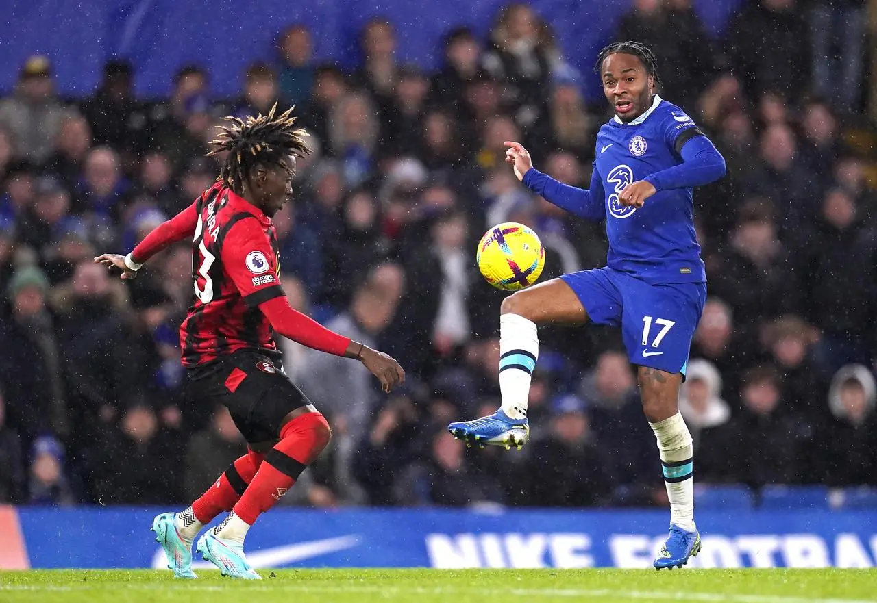 Chelsea’s Raheem Sterling, right