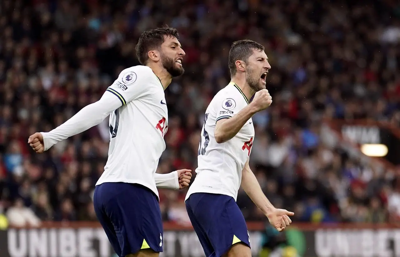 Ben Davies (right) and Rodrigo Bentancur (left) are recovering well from their own setbacks.