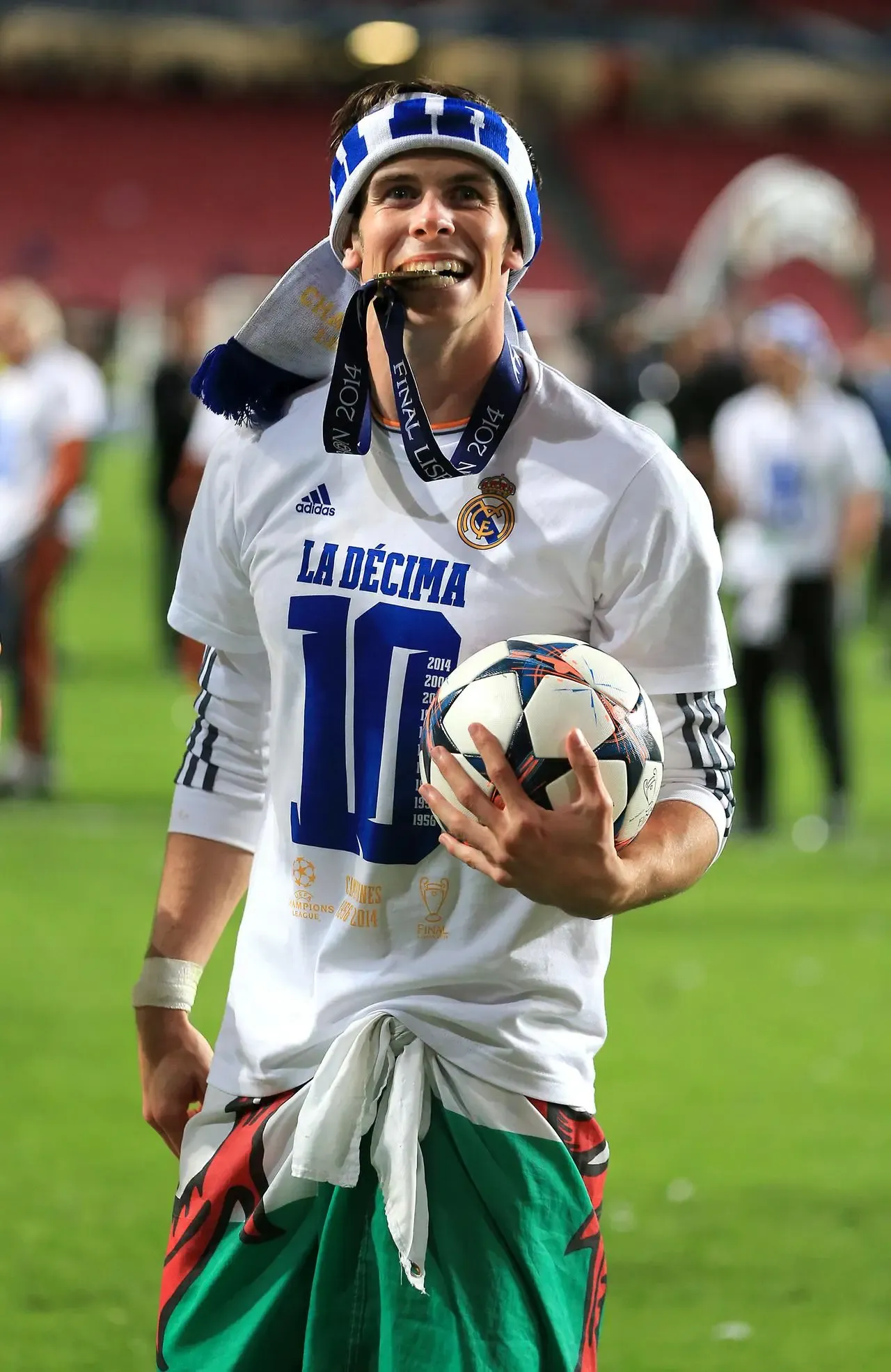 Gareth Bale celebrates winning the Champions League