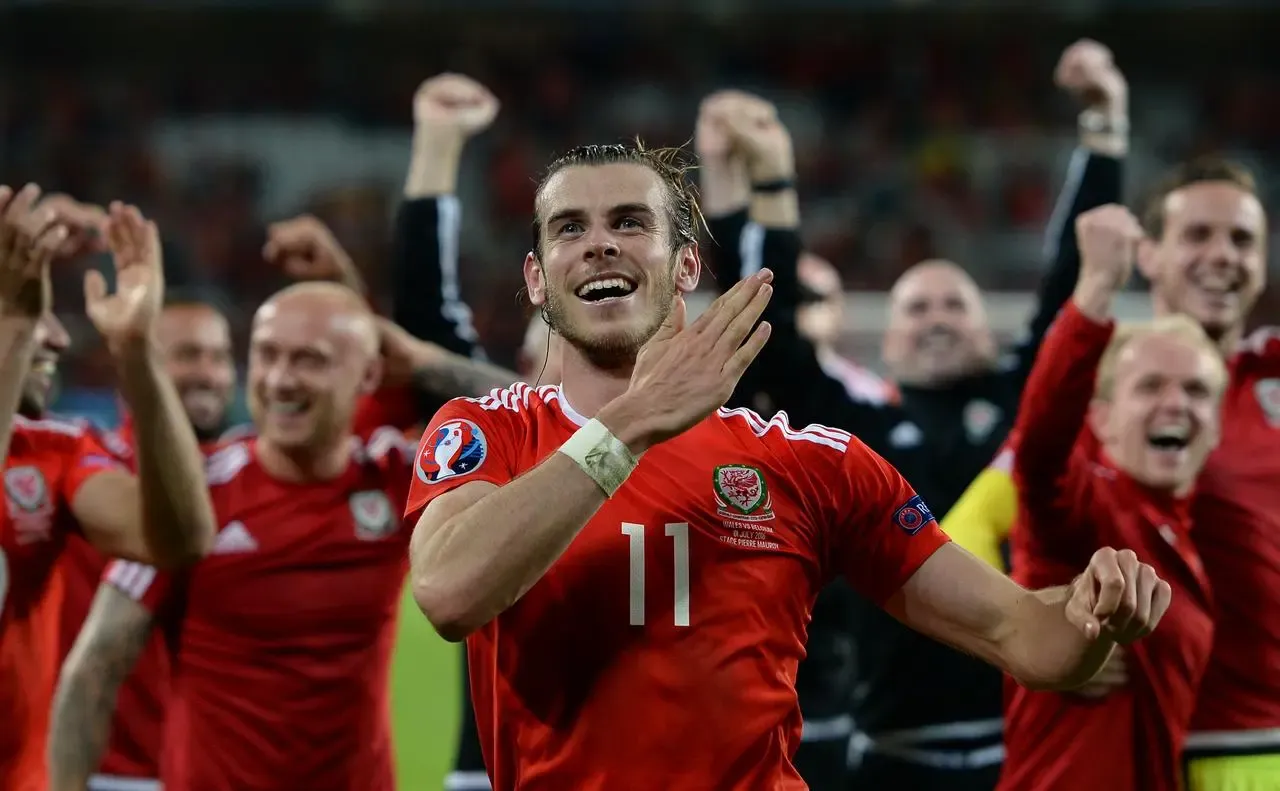 Gareth Bale celebrates with Wales