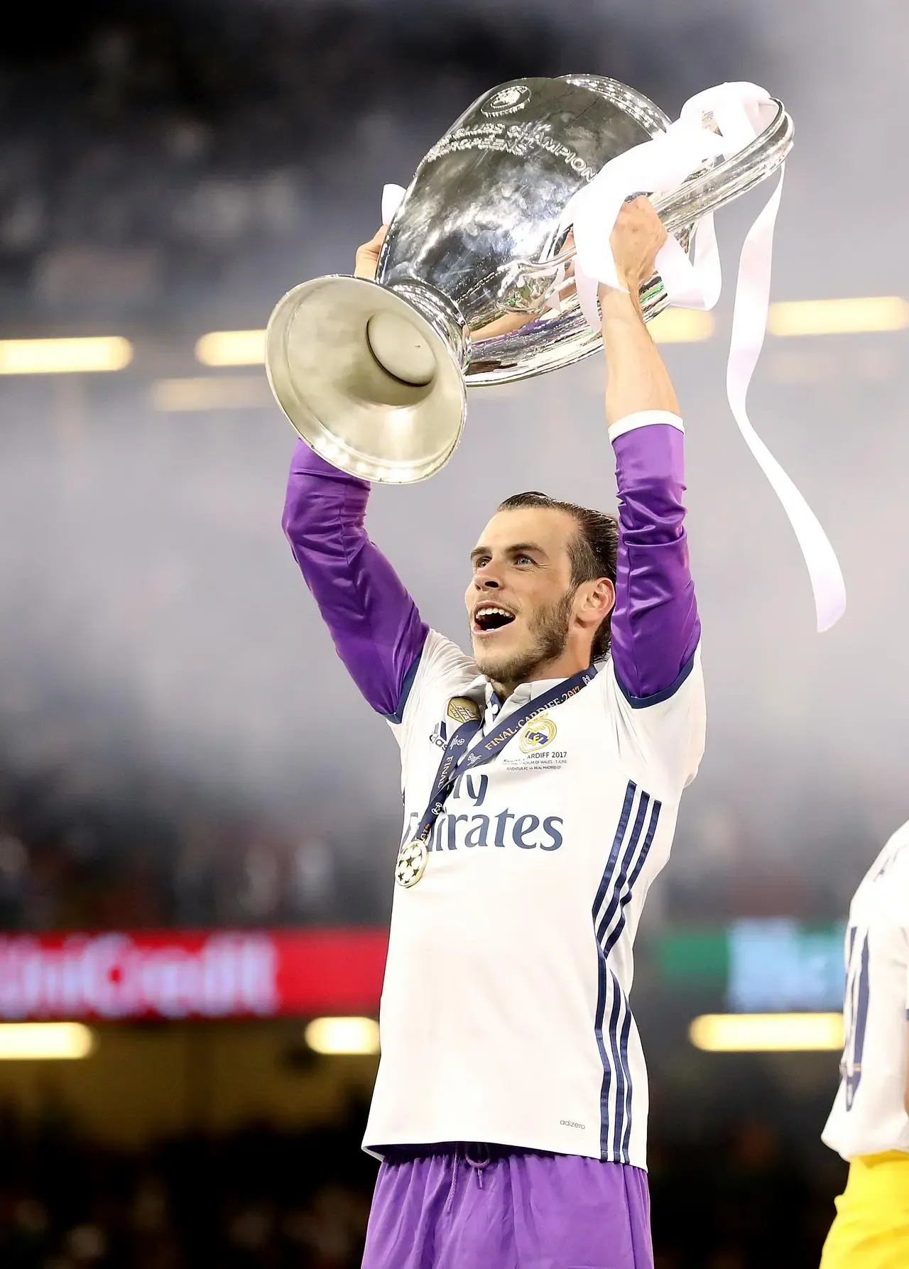 Gareth Bale lifts the Champions League trophy