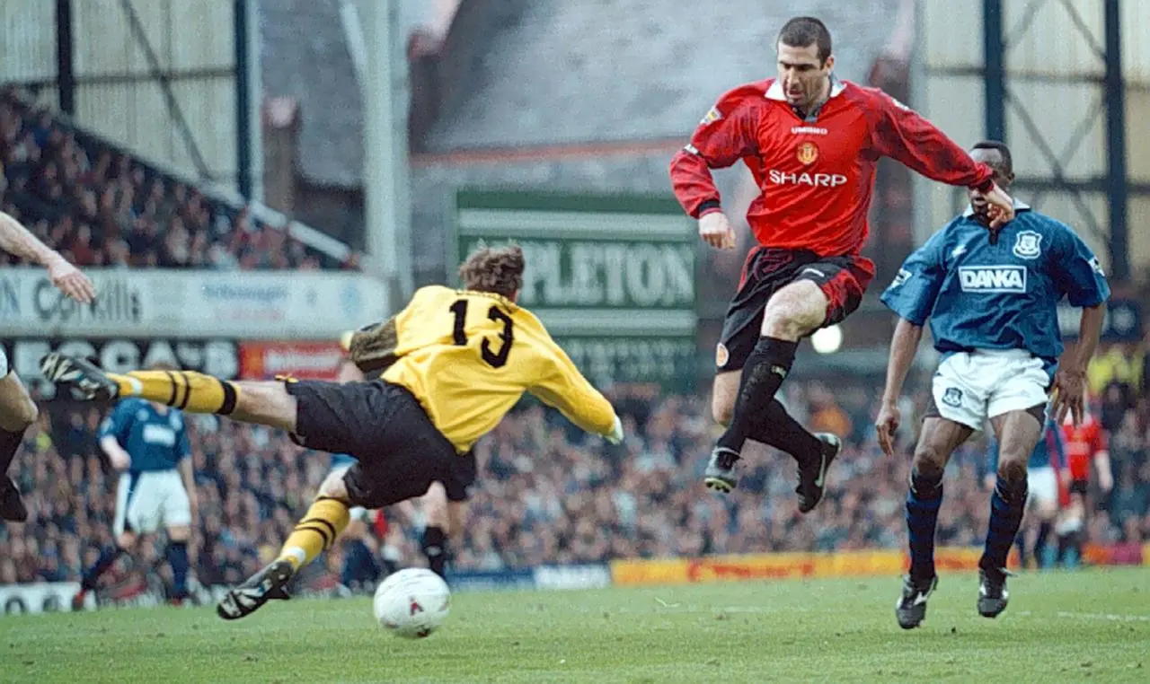 Everton v Man Untd/Cantona