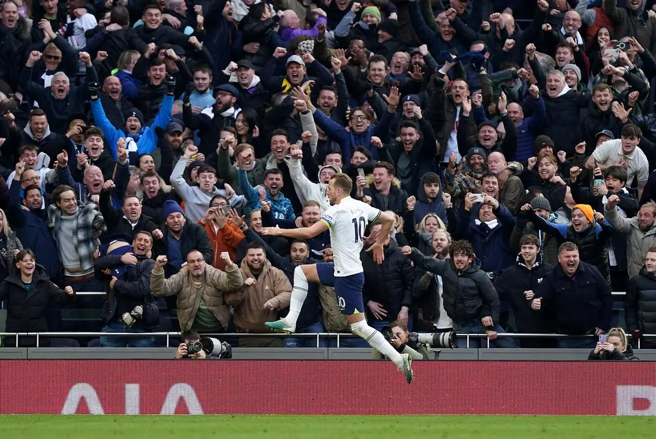 Harry Kane scored as Spurs finally beat Chelsea at their new stadium 