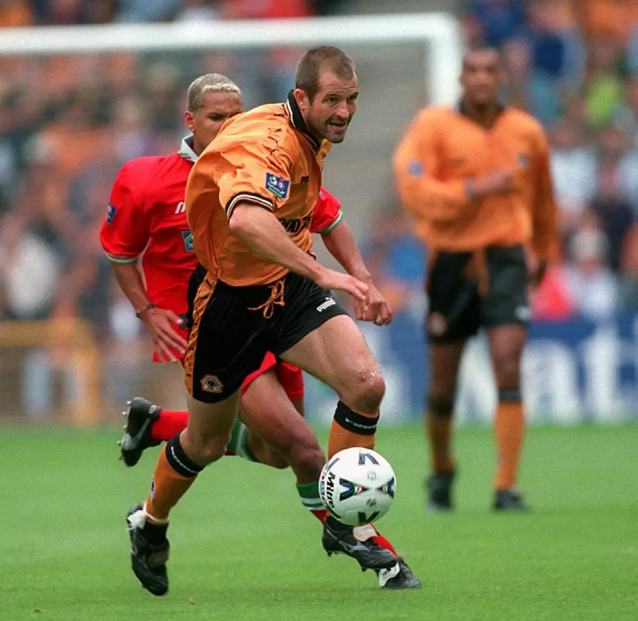 Steve Bull playing for Wolves