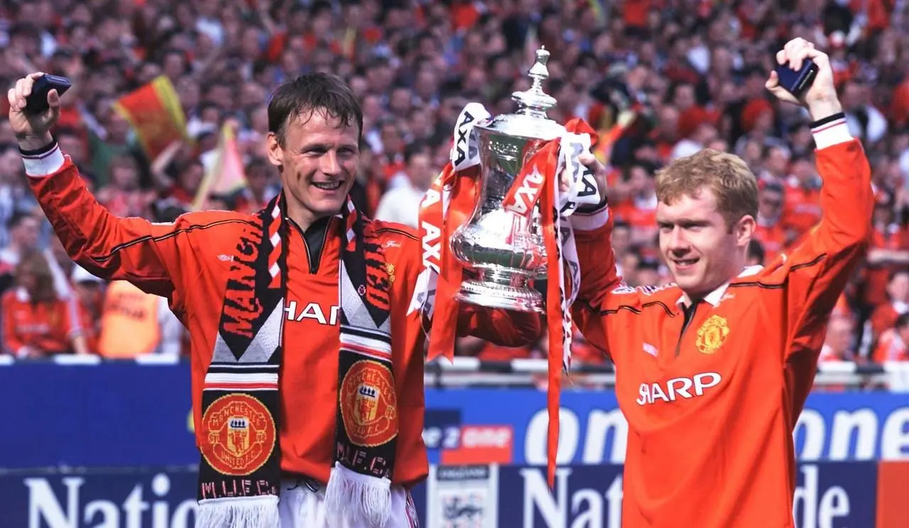 Teddy Sheringham and Paul Scholes 