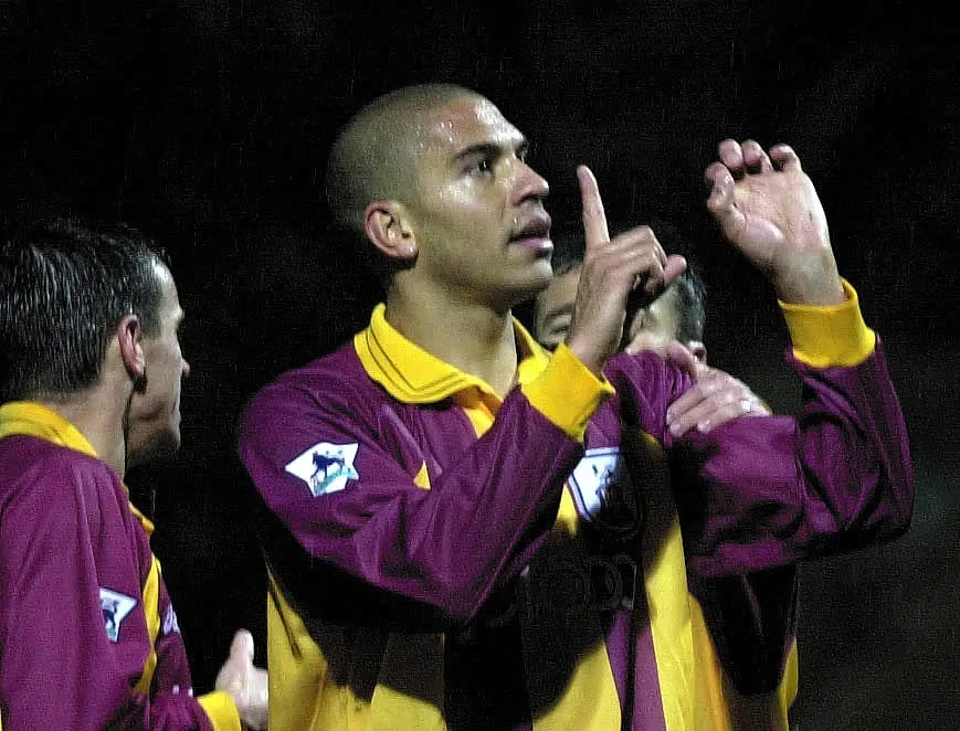 Bradford v Leeds Collymore taunt