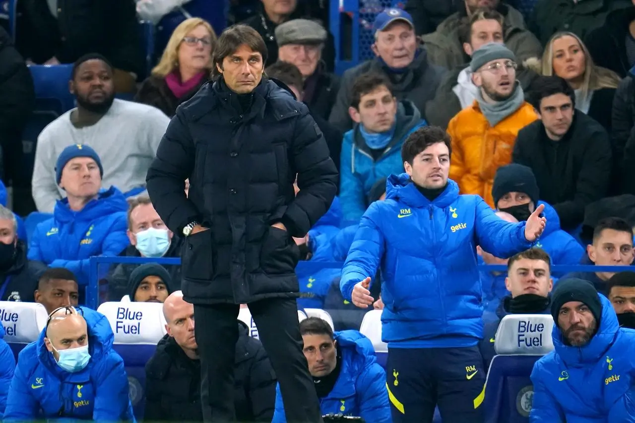 Ryan Mason, right, and Antonio Conte, left