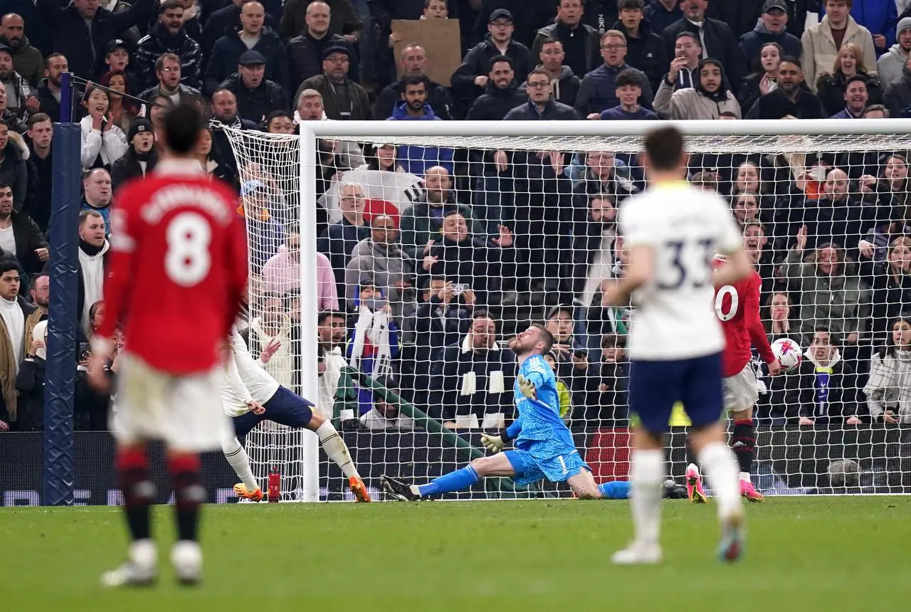 Son Heung-min scores Tottenham's equaliser