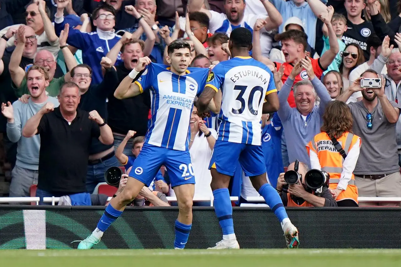 Julio Enciso celebrates his opener in north London 