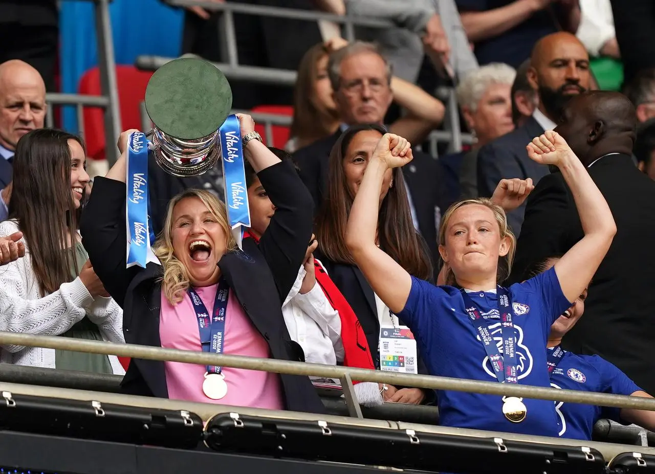 Emma Hayes and Erin Cuthbert celebrate victory 