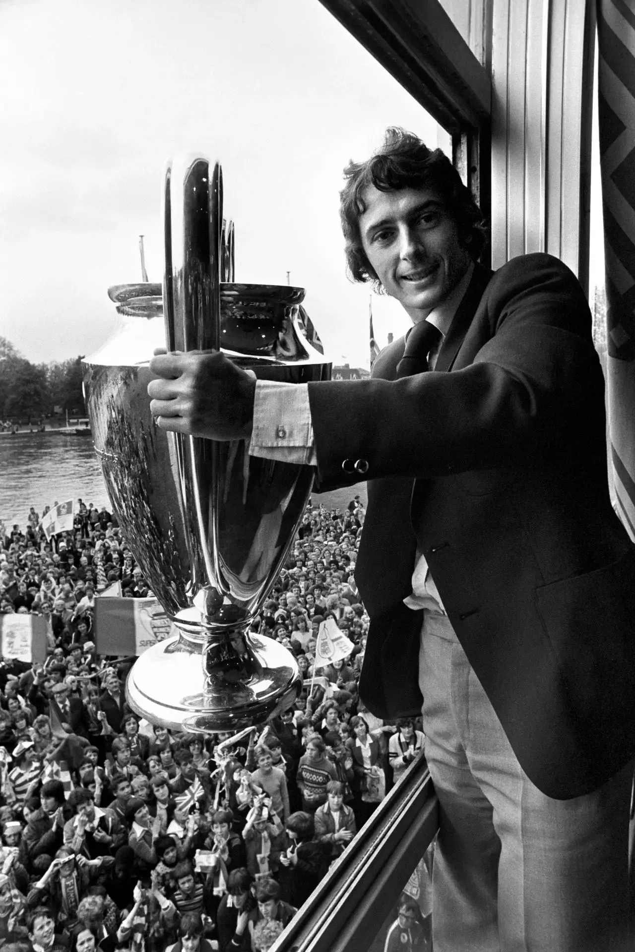 The goal saw Francis get his hands on the European Cup - but he would miss the final a year later through injury