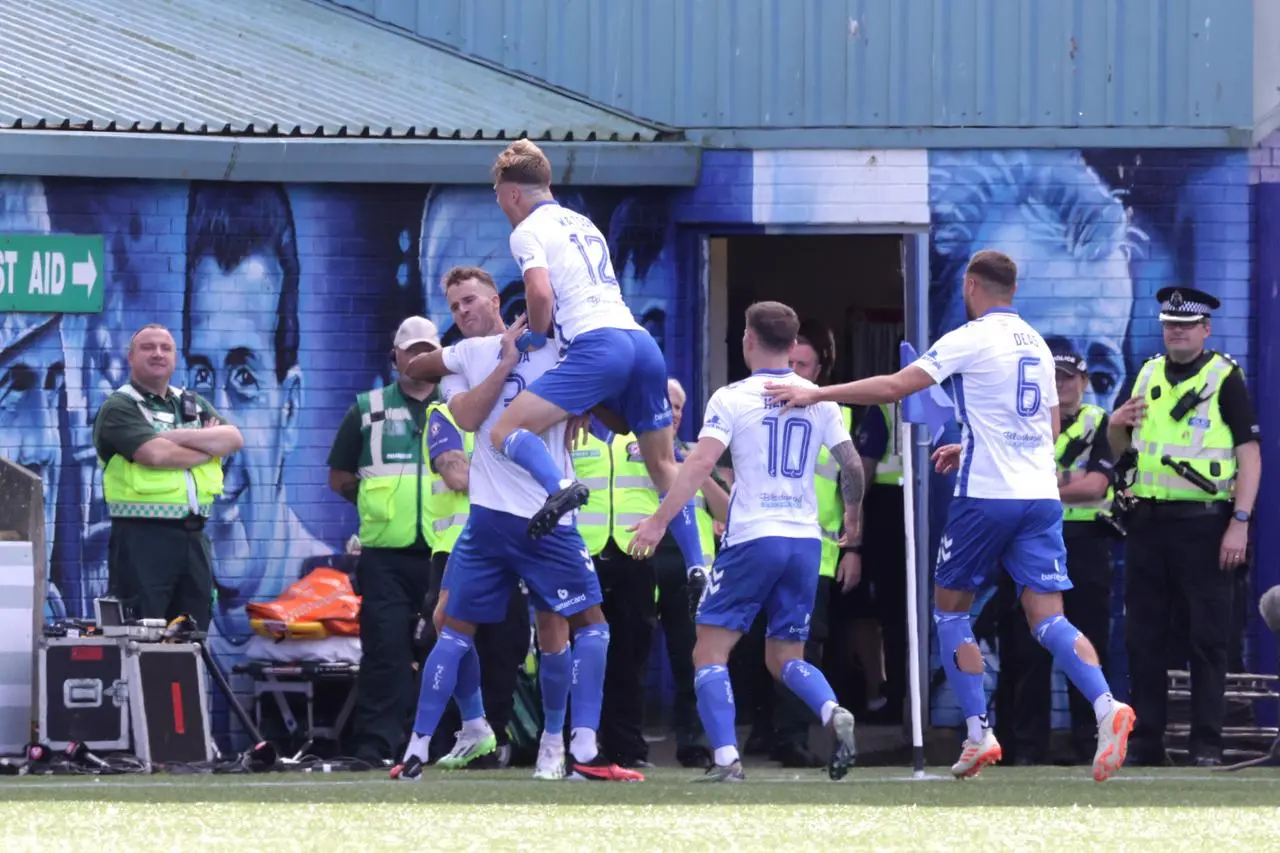 Kilmarnock celebrate Marley Watkins' goal