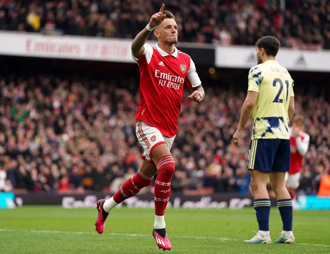 Ben White celebrates after scoring for Arsenal against Leeds