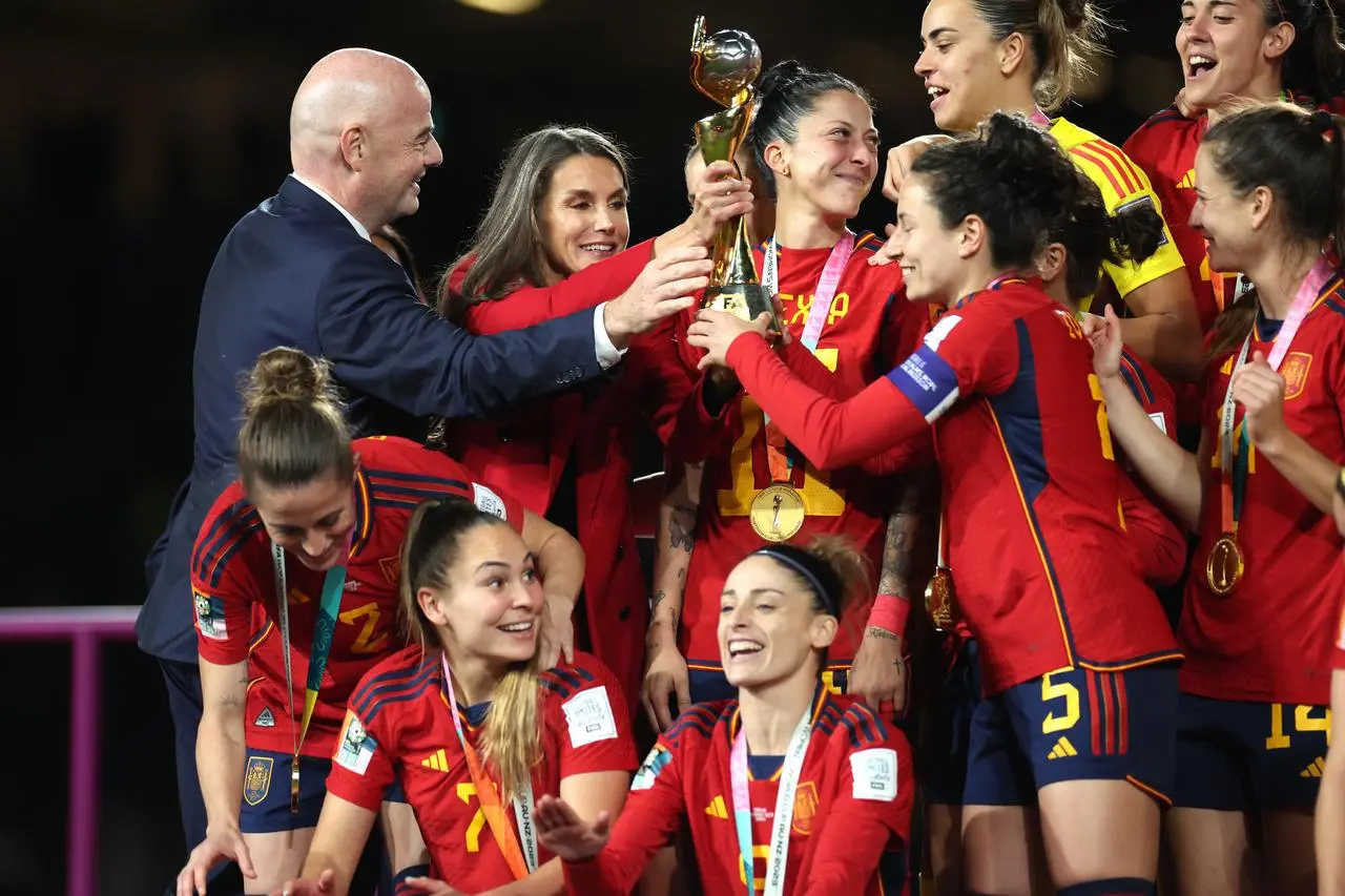 Queen Letizia of Spain celebrates with the World Cup winners