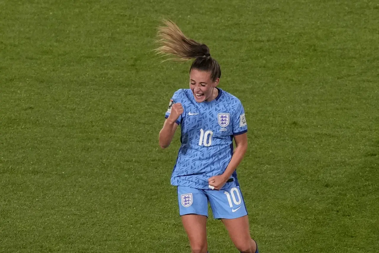 Ella Toone put England on course for the final with a cracking opener