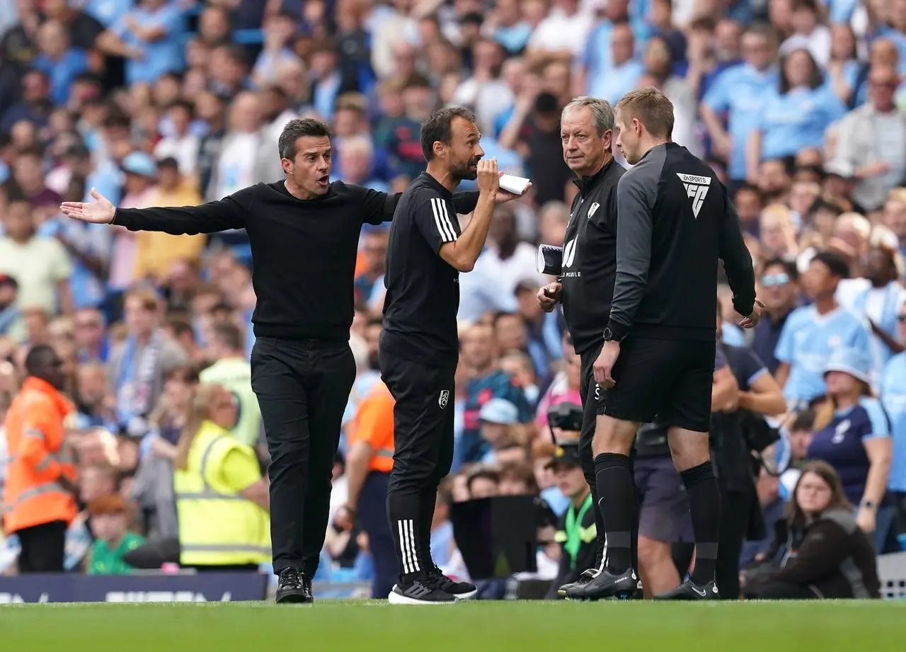 Marco Silva protests