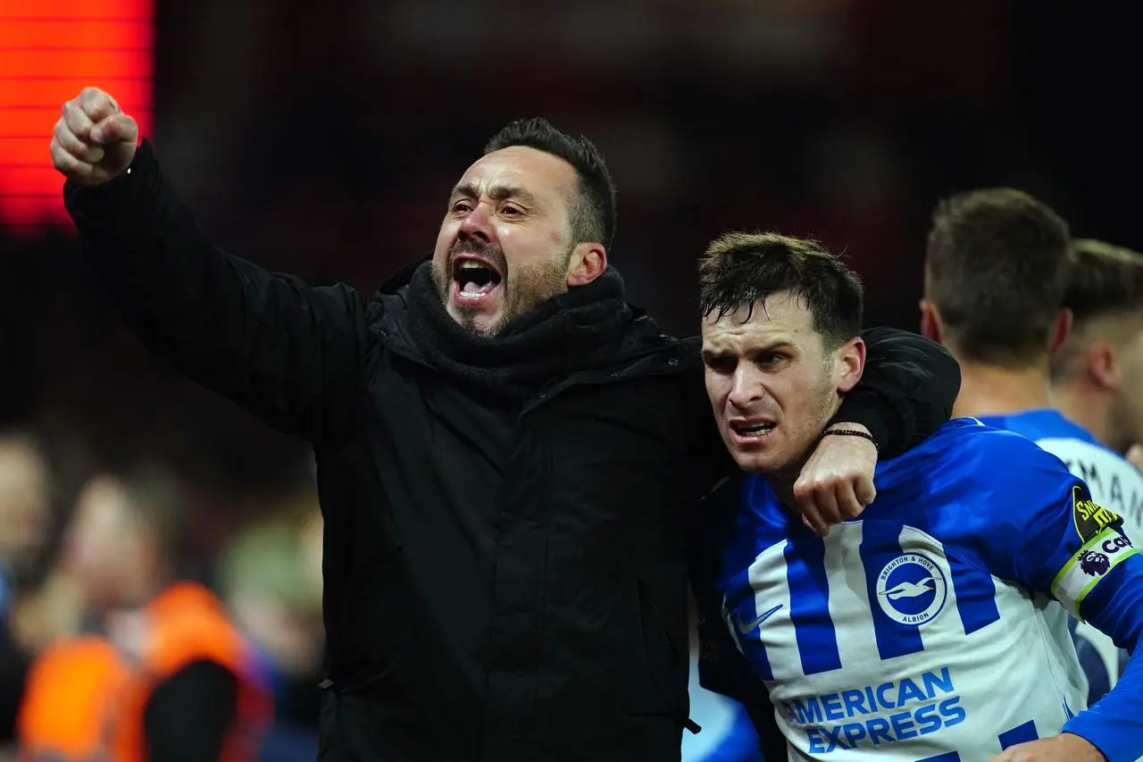 Roberto De Zerbi, left, celebrates victory over Nottingham Forest