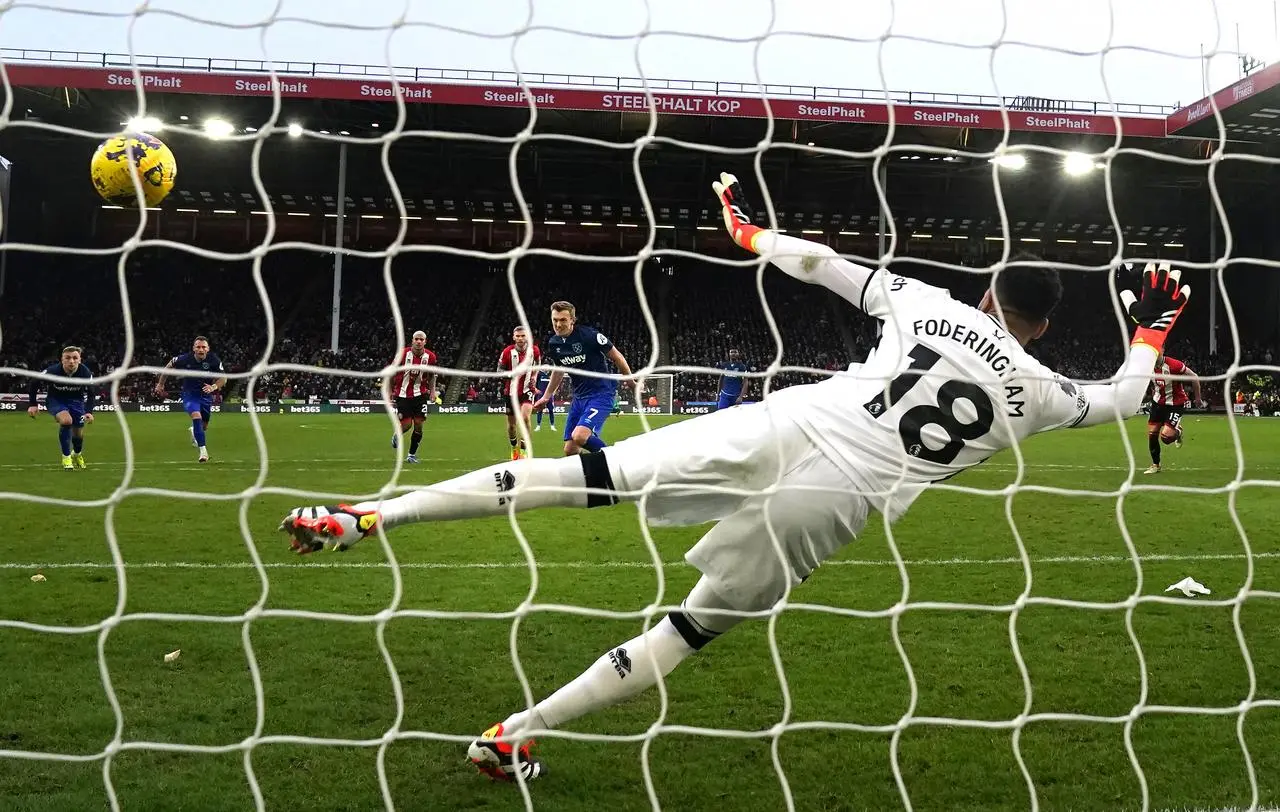 James Ward-Prowse sends Sheffield United goalkeeper Wes Foderingham the wrong way from the spot