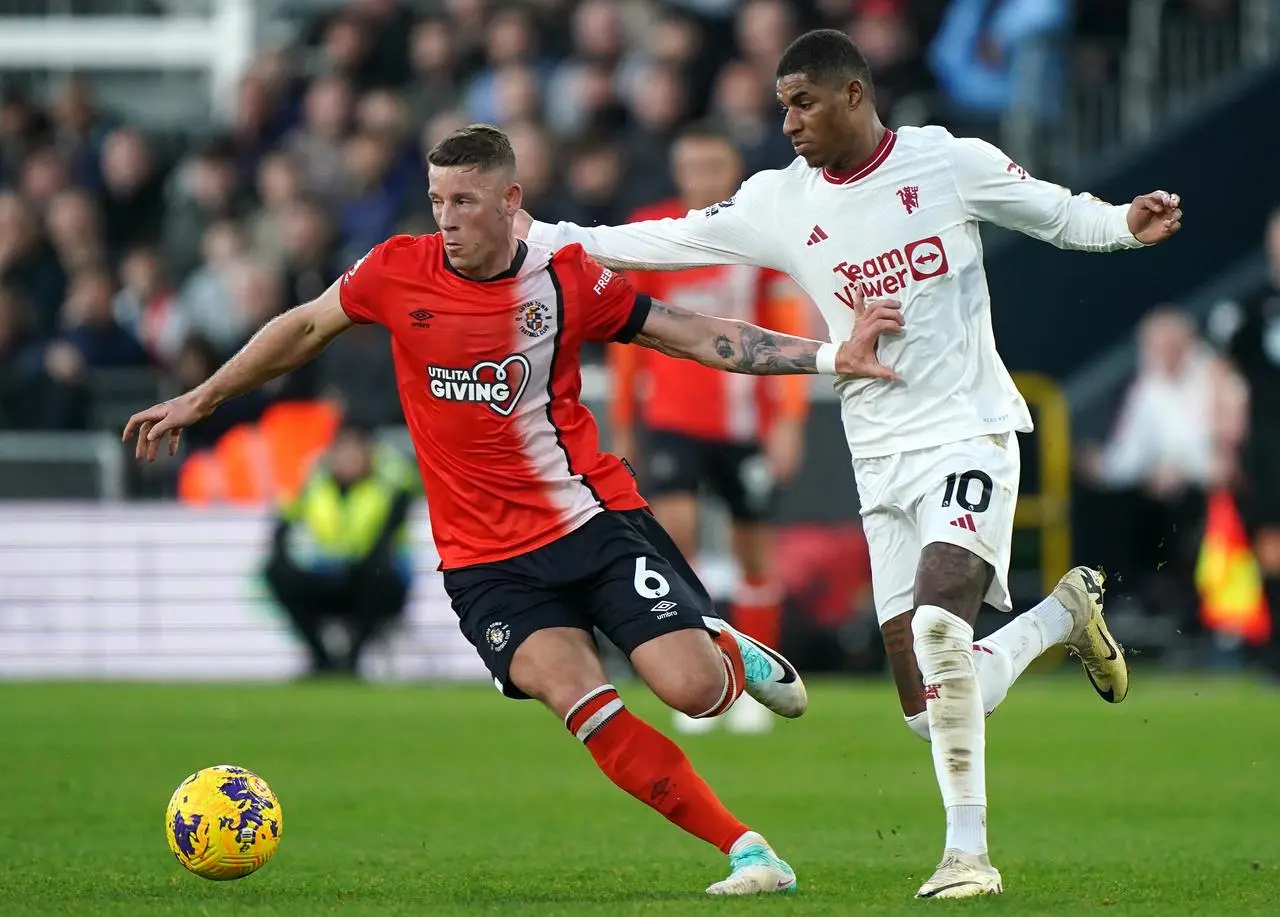 Luton Town v Manchester United – Premier League – Kenilworth Road