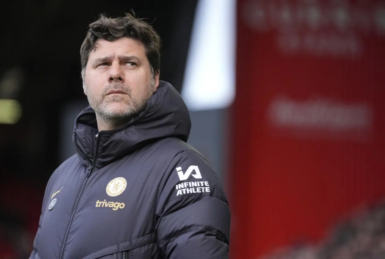 Chelsea manager Mauricio Pochettino b