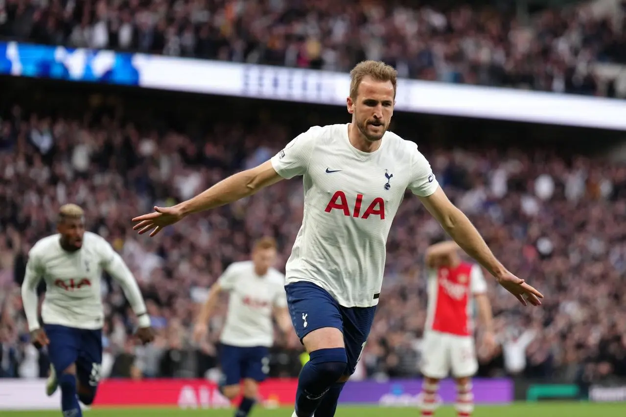 Harry Kane celebrates a north London derby goal 