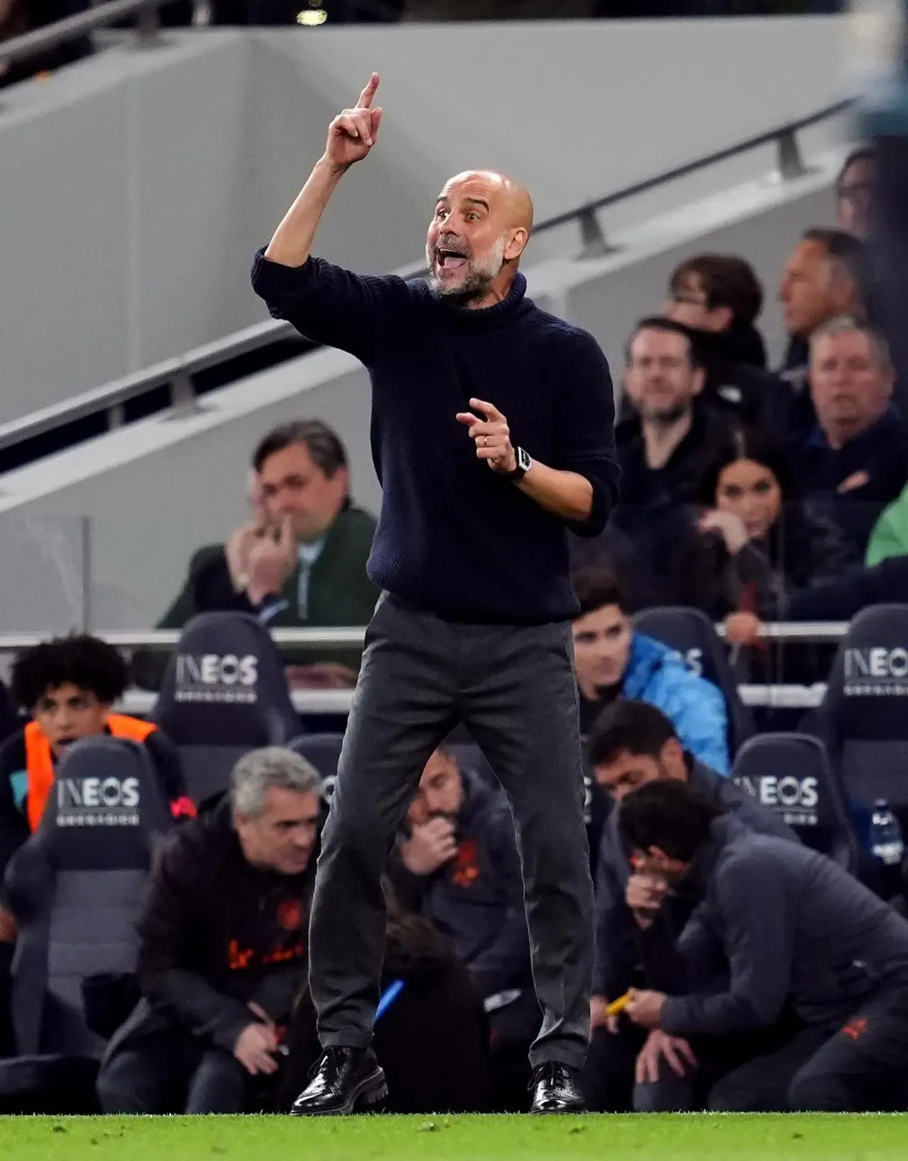 Pep Guardiola shouts instructions to Manchester City