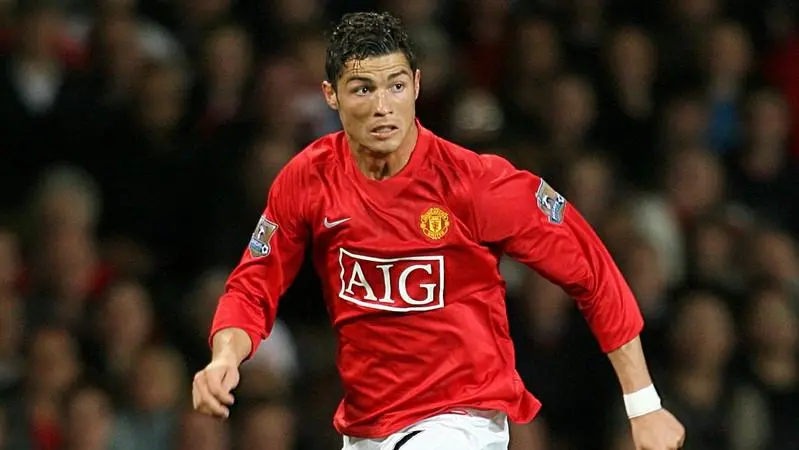 On This Day 2009 Man Utd Accept £80m Bid From Real Madrid For