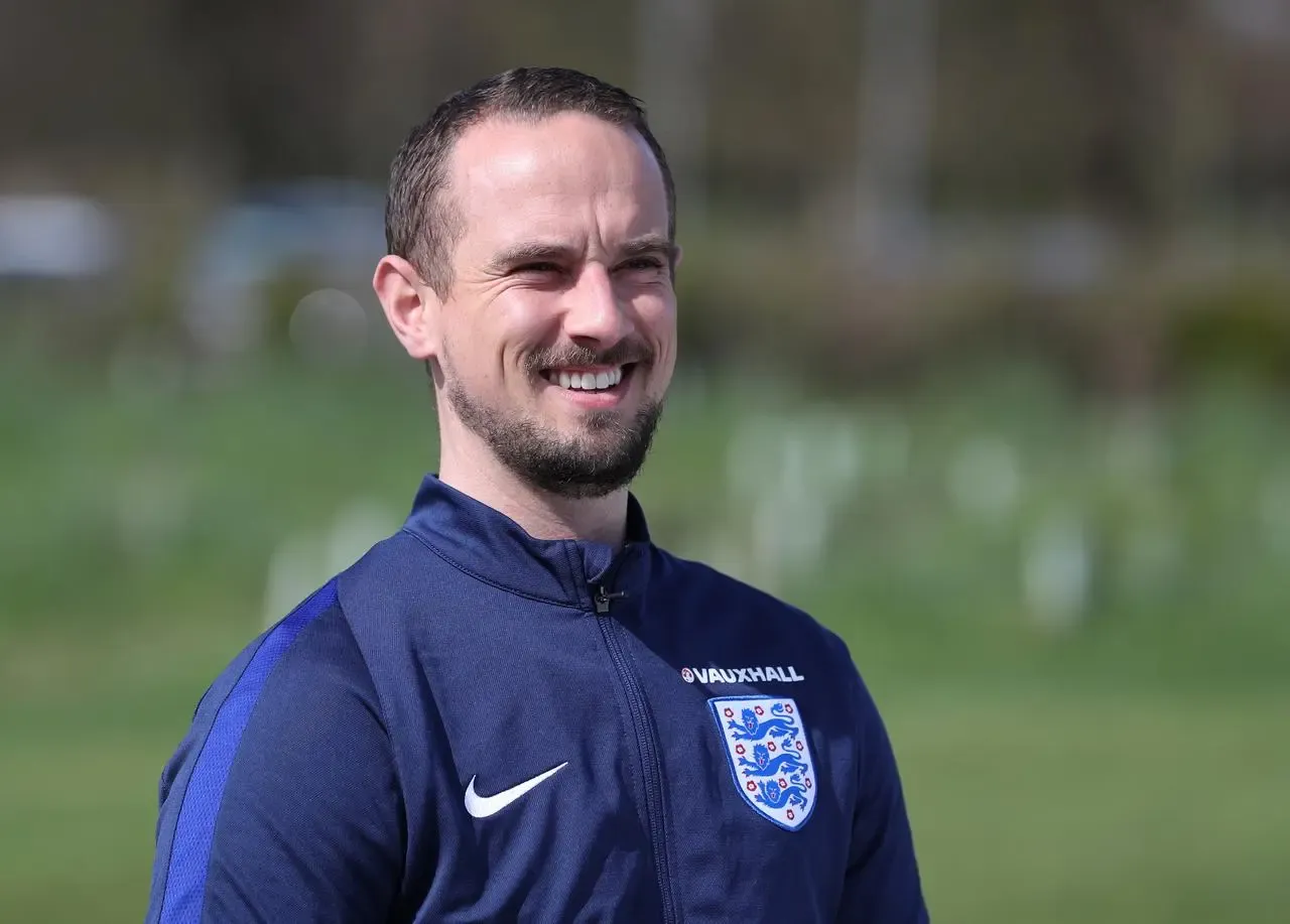 Mark Sampson 