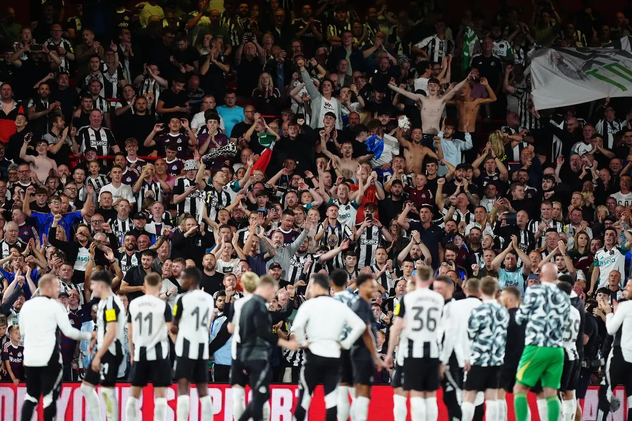 Newcastle celebrate victory 