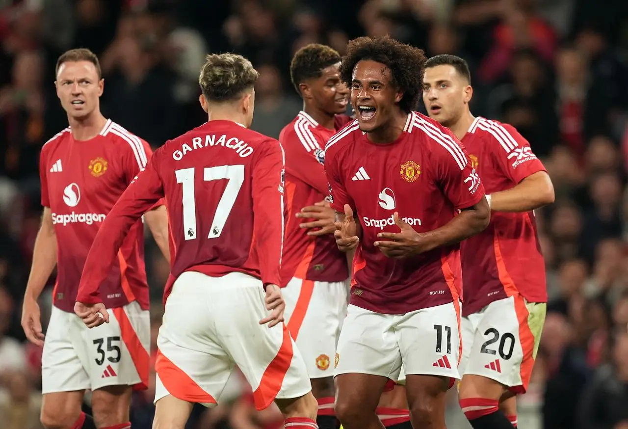 Manchester United’s Joshua Zirkzee celebrates scoring against Fulham