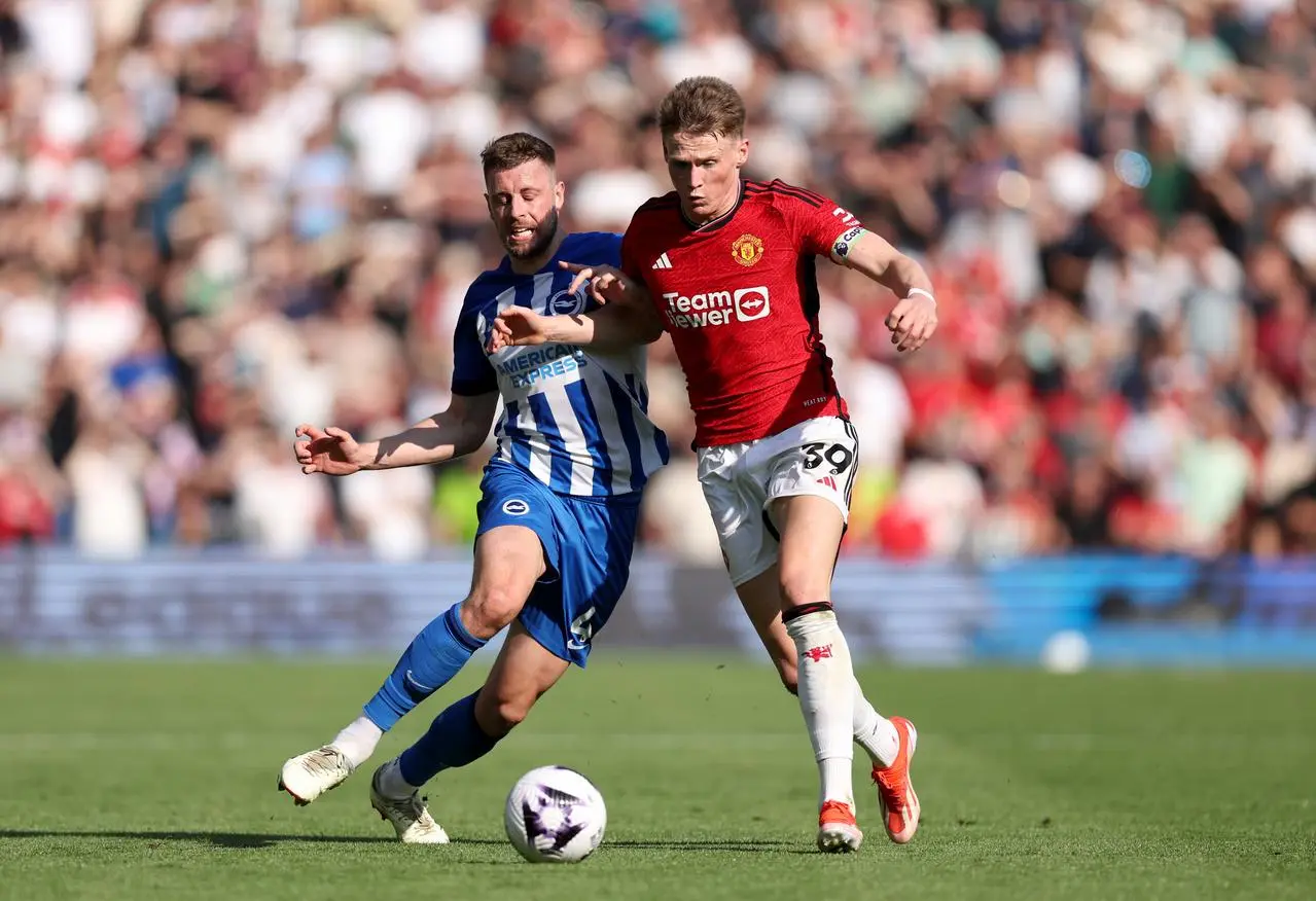 Scott McTominay battling for the ball