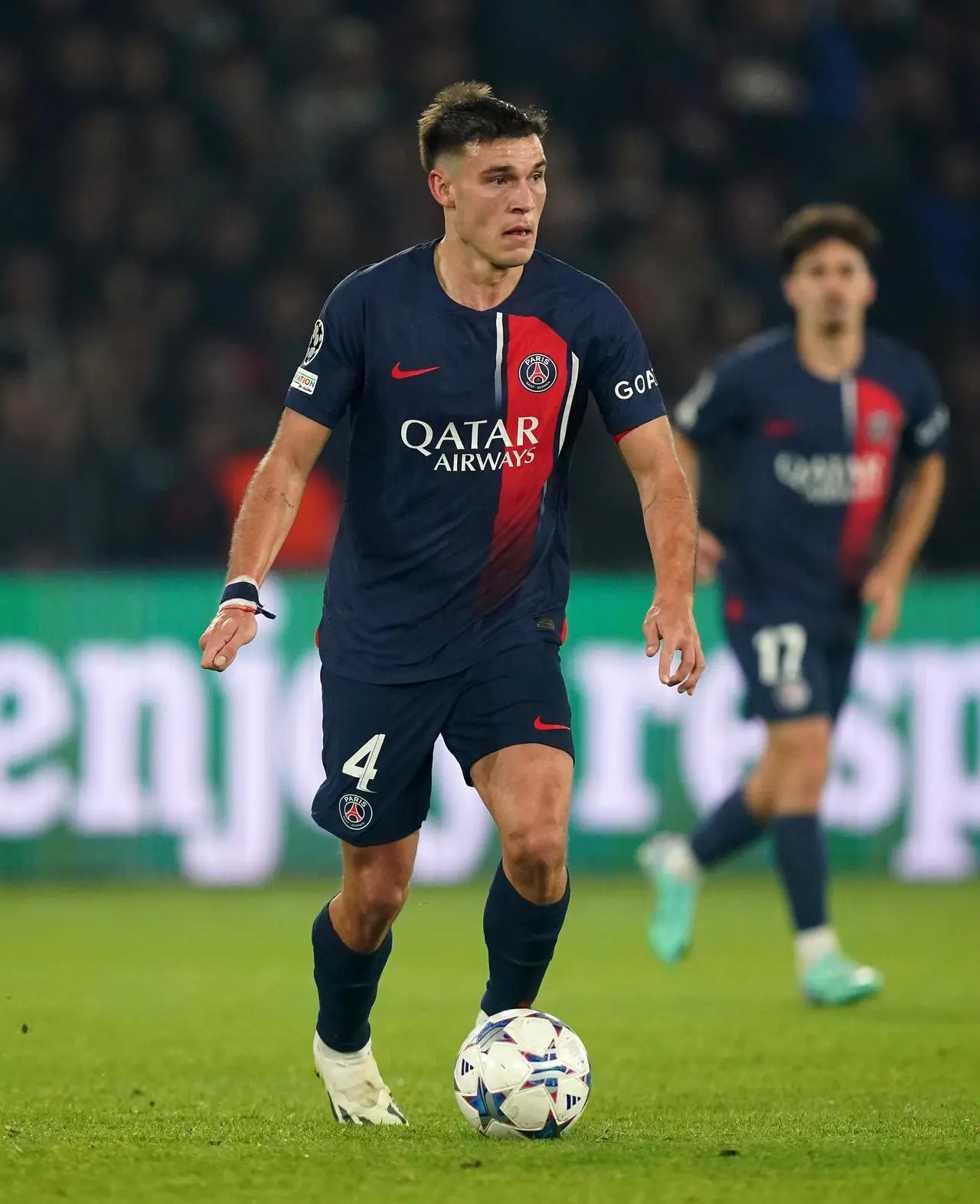 Manuel Ugarte running with the ball