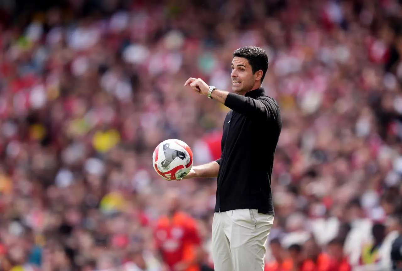 Mikel Arteta pointing instructions