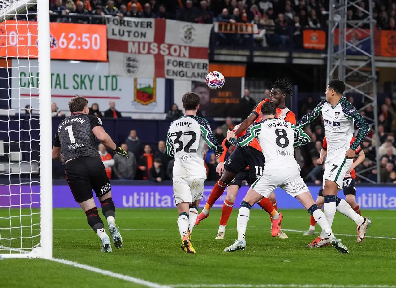 Luton's Elijah Adebayo, centre right, scores against Sunderland