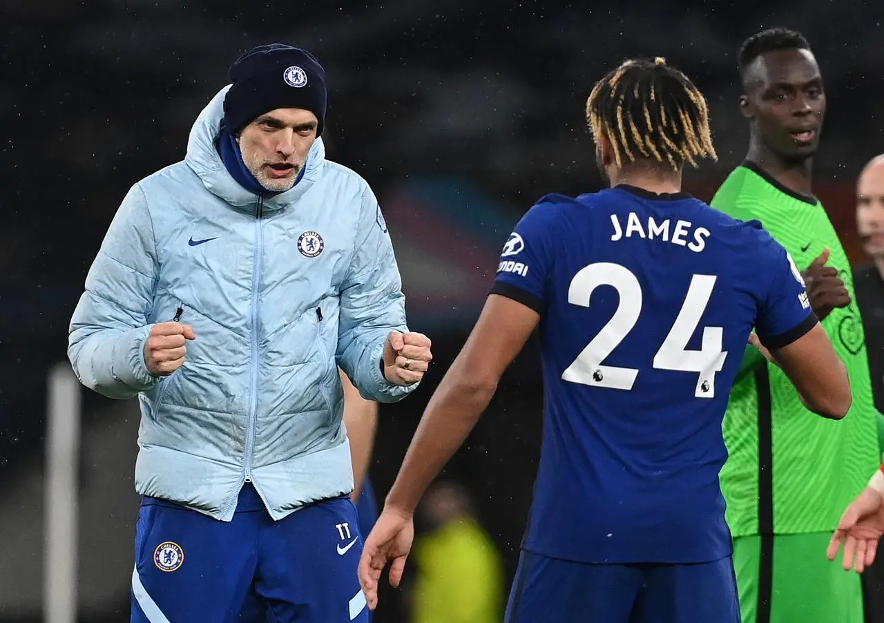 Thomas Tuchel celebrates with Reece James