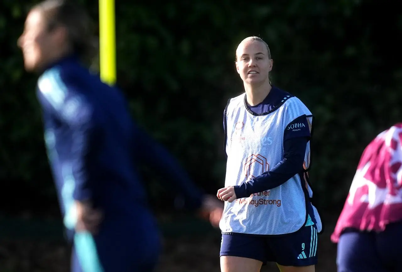 Beth Mead looks on during an Arsenal training session